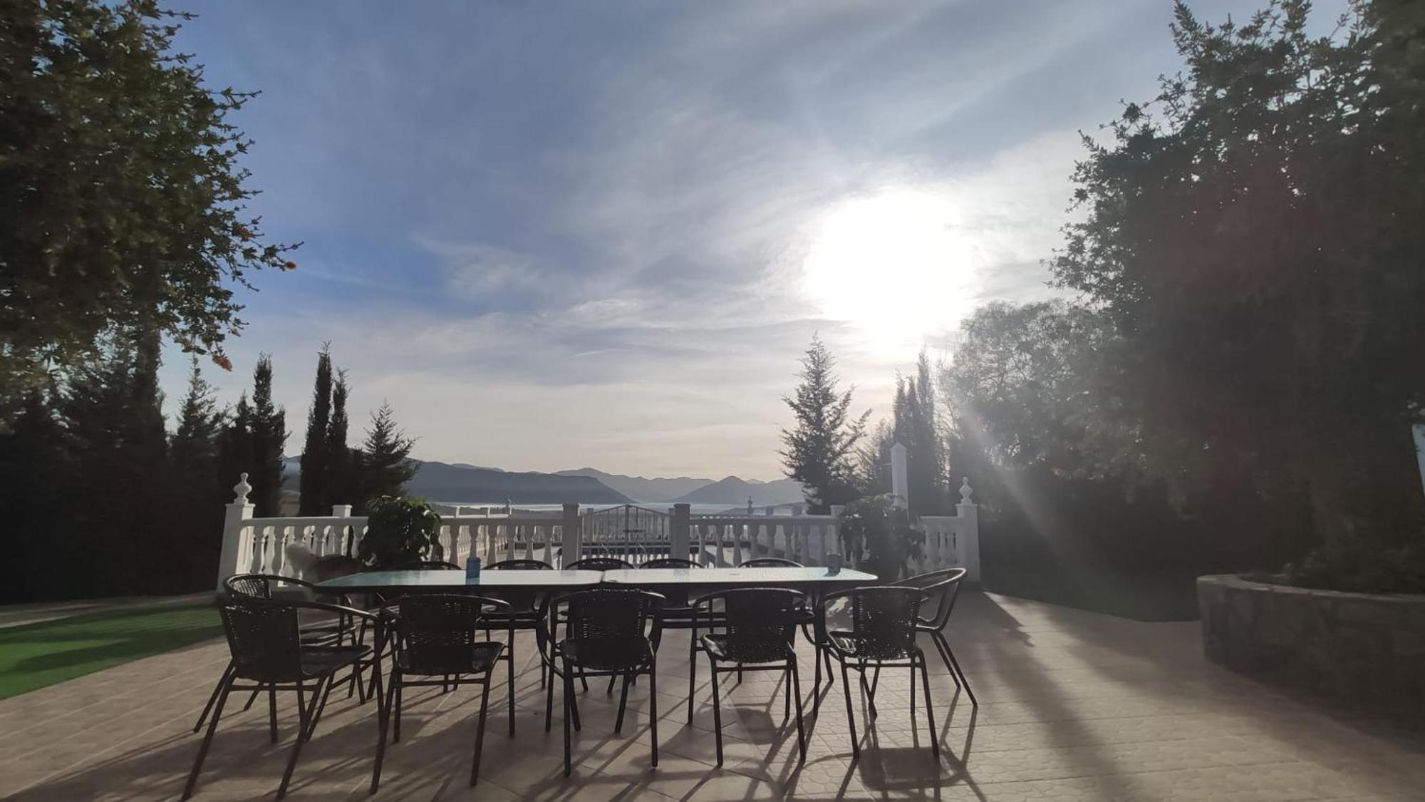 Los Tres Picos Prado Del Rey Bilik gambar